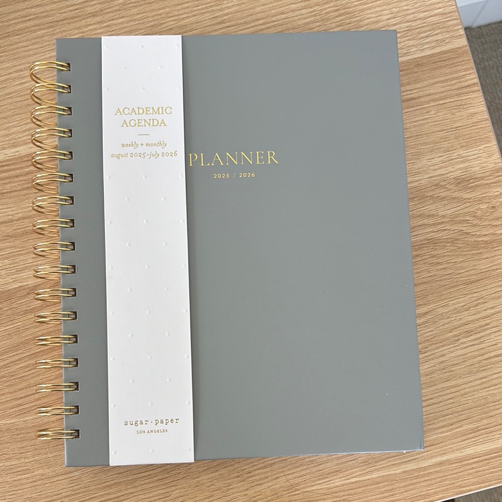 2025-2026 Dusty Blue Academic Signature Spiral Weekly Monthly Planner